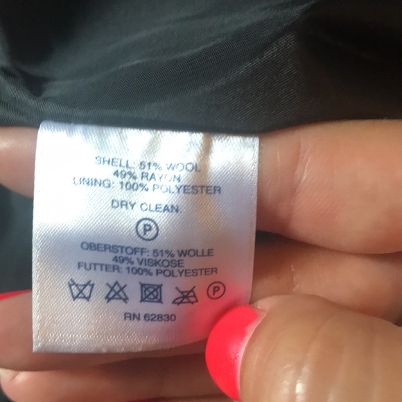 Lands End coat size 16 tall - Picture 5 of 5